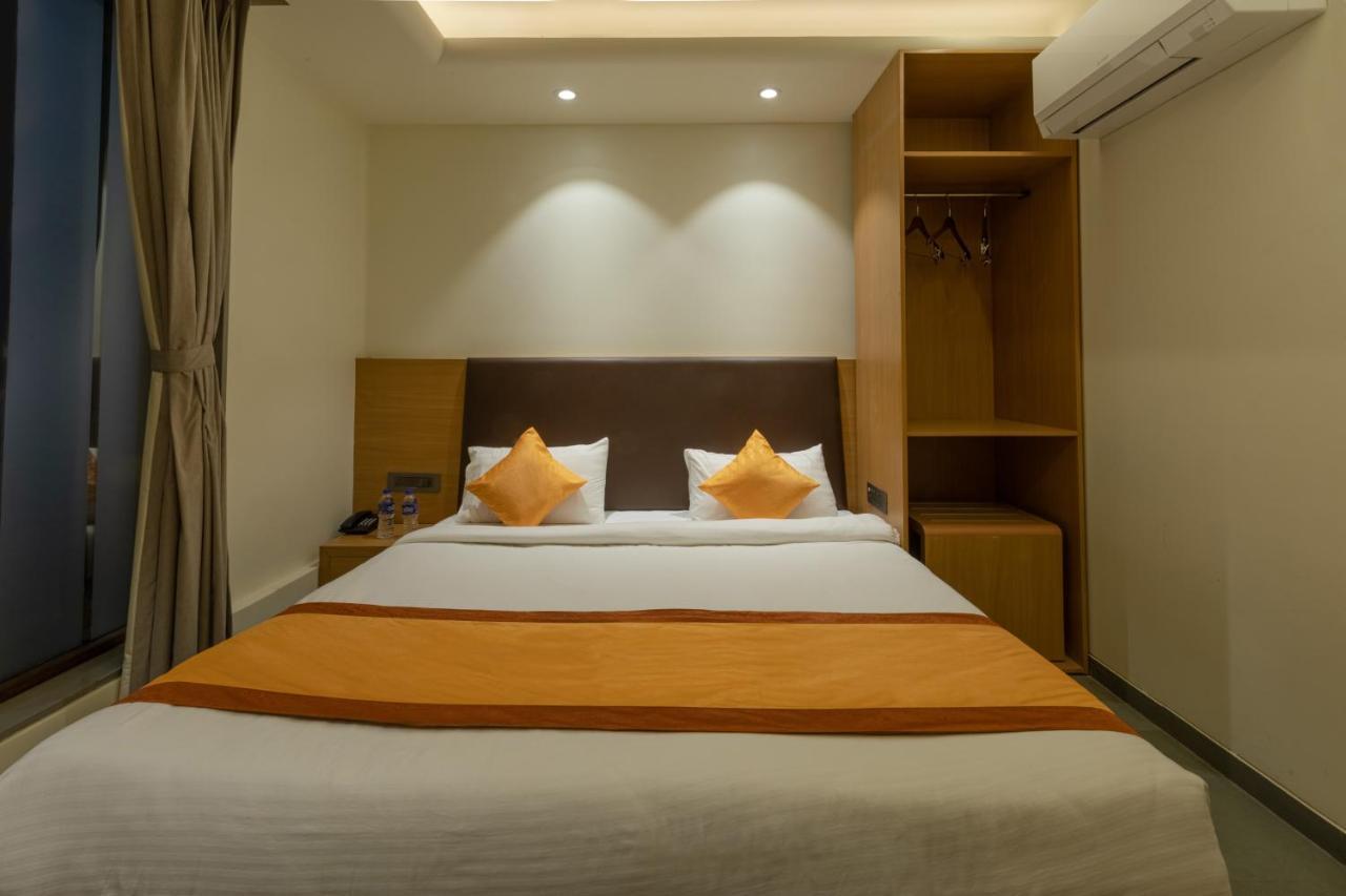 Indus Suites Нагпур Екстериор снимка